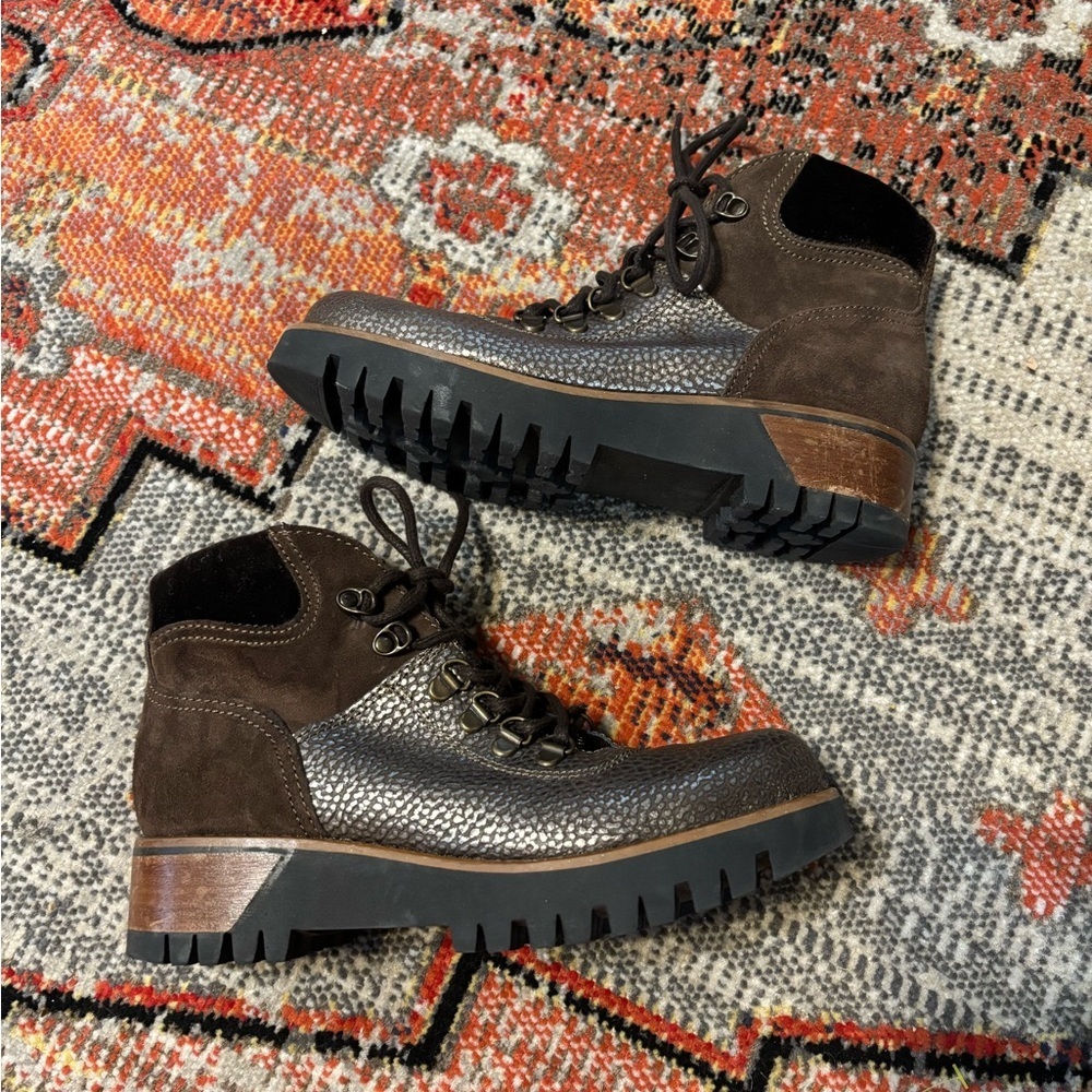 manas // metallic suede hiker ankle boots 37